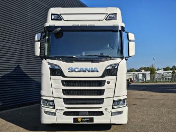 R580 V8 / 6x4 / FULL AIR / RETARDER